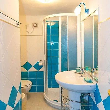 Complesso Residenziale Ottiolu Marina Daire *