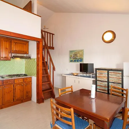 Complesso Residenziale Ottiolu Marina Daire