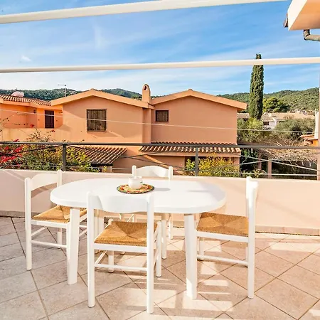 Complesso Residenziale Ottiolu Marina Daire *