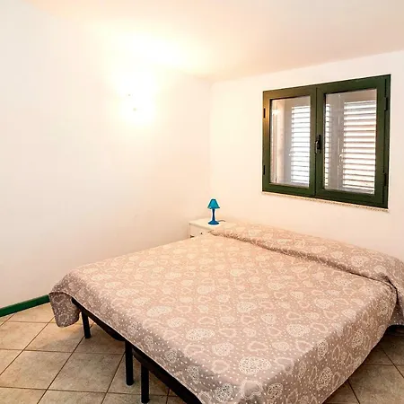 Complesso Residenziale Ottiolu Marina Daire *